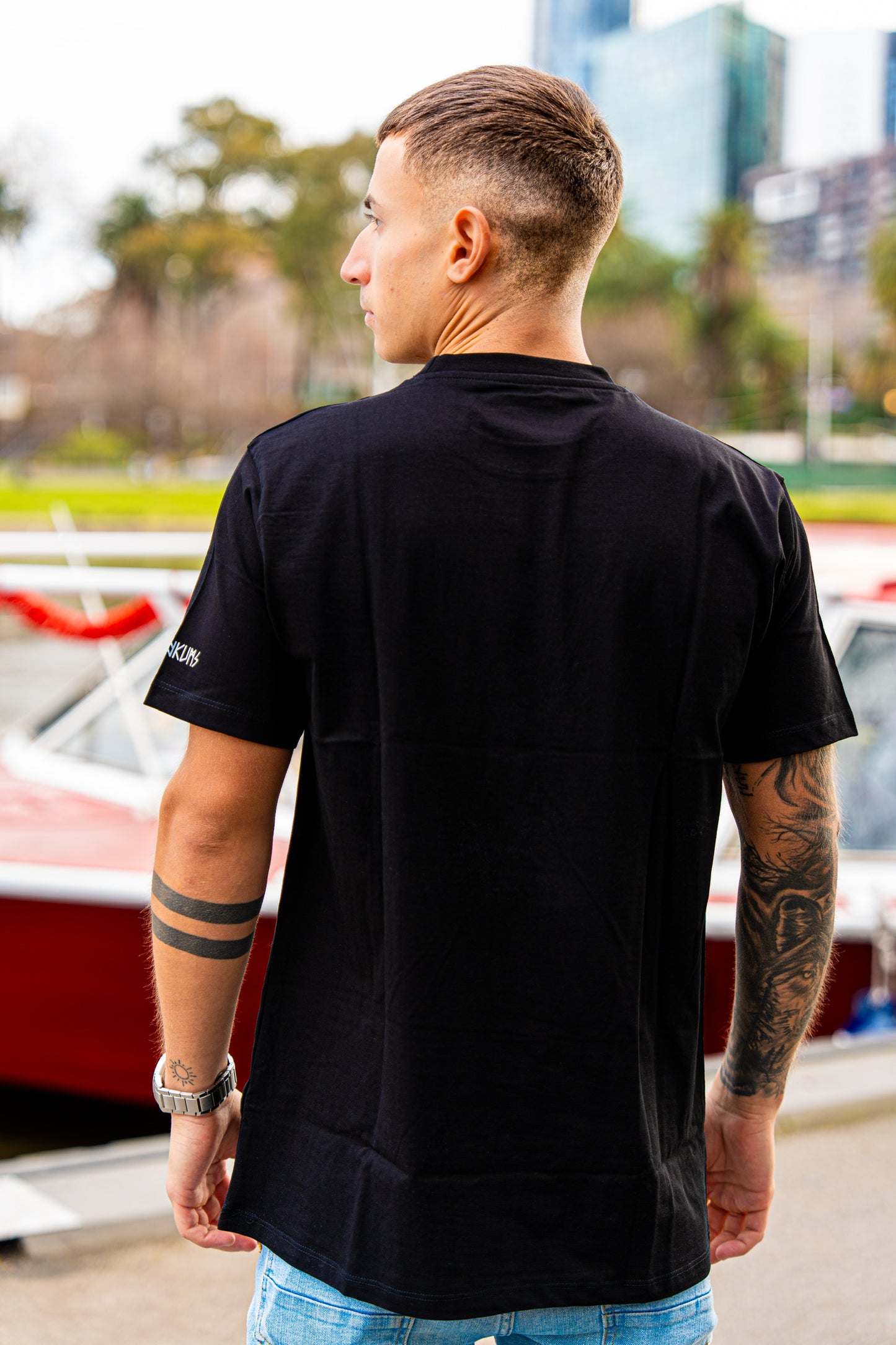 Fair Dinkums Vegvísir Tee — Black (Runic Compass Print)